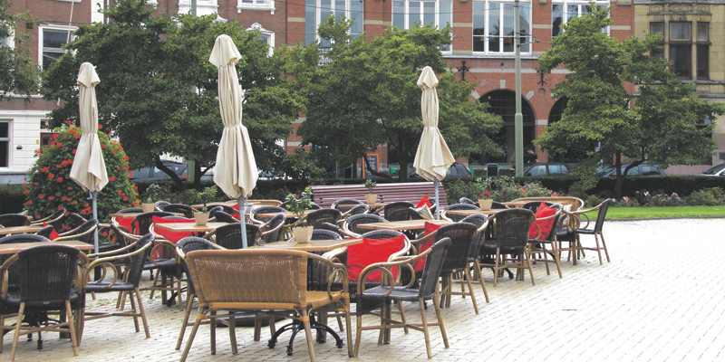 Terassen terreur op het Prins Hendrikplein in Den Haag